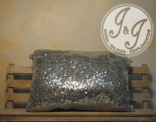 Imagen principal BOLSO LENTEJUELAS PLATEADA