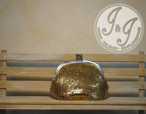 Imagen principal CARTERA LENTEJUELAS DORADA