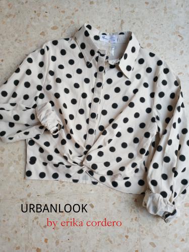 Imagen principal Camisa corta lunares