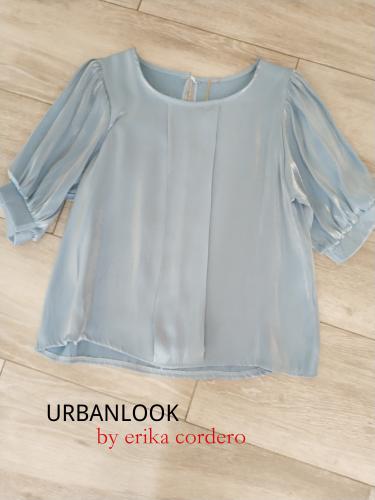 Imagen principal Blusa celeste brillo