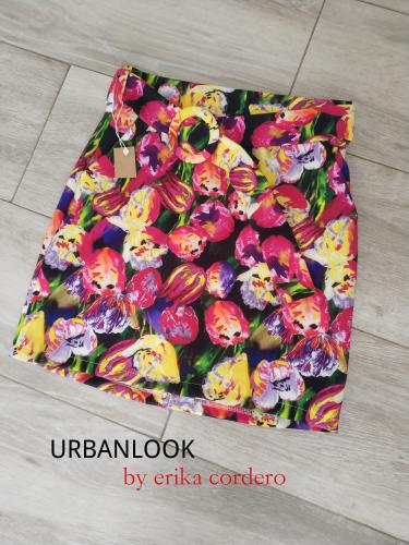 Imagen principal Falda de flores