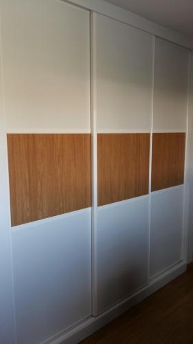 Imagen principal ARMARIO CON PUERTAS CORREDERAS 